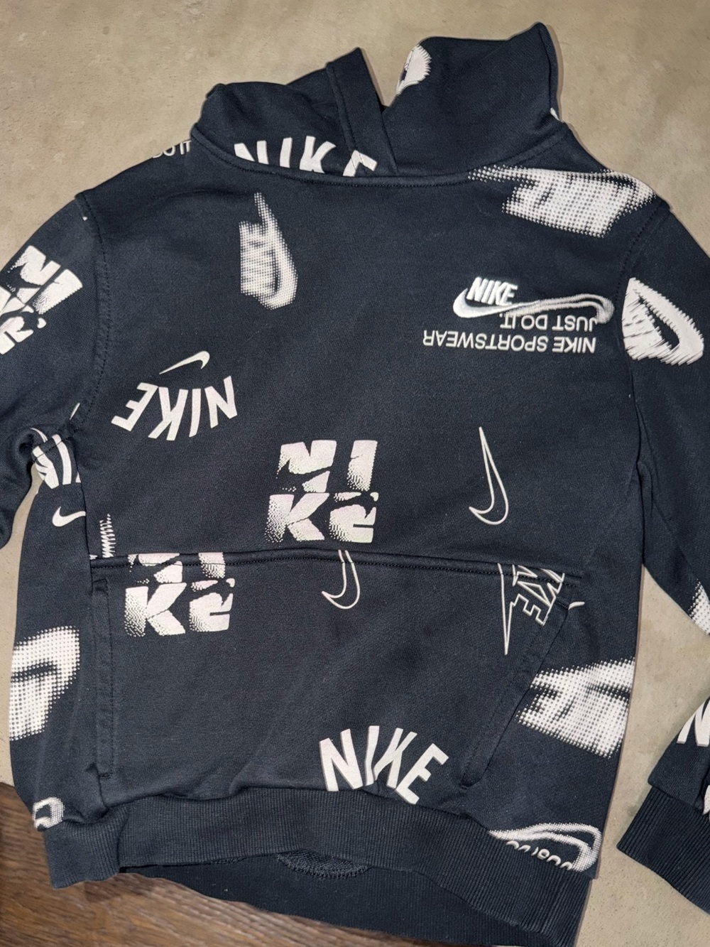 Nike Black Crewneck Sweatshirt with White Logo Print hoodie